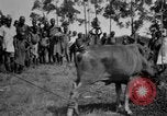 Standbild native people Uganda, 1924, aus Sekunde 18 historischem Filmmaterial Videoclip 65675052481