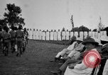 Immagine di Fascia di popolazione nativa in passerella Uganda, 1924, secondo 46 filmato di repertorio 65675052482