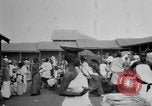 Immagine di Popolazioni indigene Uganda, 1924, secondo 16 filmato di repertorio 65675052483