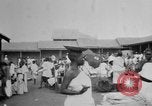 Immagine di Popolazioni indigene Uganda, 1924, secondo 18 filmato di repertorio 65675052483