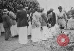 Standbild Insombia Katholische Mission Uganda, 1924, aus Sekunde 1 historischem Filmmaterial Videoclip 65675052484