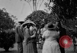 Standbild Insombia Katholische Mission Uganda, 1924, aus Sekunde 12 historischem Filmmaterial Videoclip 65675052484