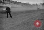 Standbild Cliff Woodbury gewinnt AAA Dirt Track Weltmeisterschaften Detroit Michigan USA, 1927, aus Sekunde 36 historischem Filmmaterial Videoclip 65675052487