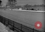 Standbild Cliff Woodbury gewinnt AAA Dirt Track Weltmeisterschaften Detroit Michigan USA, 1927, aus Sekunde 59 historischem Filmmaterial Videoclip 65675052487