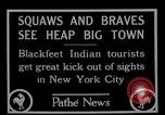 Standbild Blackfoot Indianer besuchen Sie New York City Mayor Walker New York City USA, 1927, aus Sekunde 7 historischem Filmmaterial Videoclip 65675052488