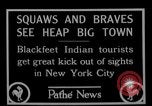 Standbild Blackfoot Indianer besuchen Sie New York City Mayor Walker New York City USA, 1927, aus Sekunde 8 historischem Filmmaterial Videoclip 65675052488