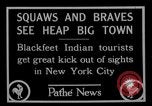 Standbild Blackfoot Indianer besuchen Sie New York City Mayor Walker New York City USA, 1927, aus Sekunde 15 historischem Filmmaterial Videoclip 65675052488