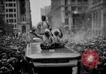 Standbild Blackfoot Indianer besuchen Sie New York City Mayor Walker New York City USA, 1927, aus Sekunde 20 historischem Filmmaterial Videoclip 65675052488