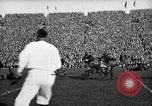 Immagine di La prima partita di calcio nel 1927 a New Michigan Stadium Ann Arbor Michigan USA, 1927, secondo 43 filmato di repertorio 65675052490