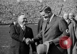Immagine di La prima partita di calcio nel 1927 a New Michigan Stadium Ann Arbor Michigan USA, 1927, secondo 59 filmato di repertorio 65675052490