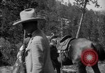 Immagine di Presidente Calvin Coolidge a Mount Rushmore Black Hills South Dakota USA, 1927, secondo 57 filmato di repertorio 65675052493