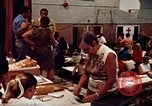 Standbild Roten Kreuzes United States USA, 1972, aus Sekunde 38 historischem Filmmaterial Videoclip 65675052497