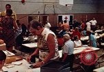 Standbild Roten Kreuzes United States USA, 1972, aus Sekunde 41 historischem Filmmaterial Videoclip 65675052497
