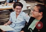 Standbild Roten Kreuzes United States USA, 1972, aus Sekunde 61 historischem Filmmaterial Videoclip 65675052497