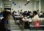 Image Les travailleurs de la Croix-Rouge United States USA, 1972, de la seconde 10 séquences d'archives historiques vidéo 65675052498
