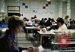 Image Les travailleurs de la Croix-Rouge United States USA, 1972, de la seconde 12 séquences d'archives historiques vidéo 65675052498
