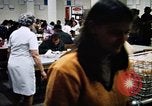 Image Les travailleurs de la Croix-Rouge United States USA, 1972, de la seconde 26 séquences d'archives historiques vidéo 65675052498