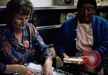 Image Les travailleurs de la Croix-Rouge United States USA, 1972, de la seconde 37 séquences d'archives historiques vidéo 65675052498