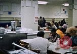 Image Les travailleurs de la Croix-Rouge United States USA, 1972, de la seconde 56 séquences d'archives historiques vidéo 65675052498