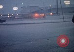 Standbild Wasser auf der Straße Rapid City South Dakota USA, 1972, aus Sekunde 23 historischem Filmmaterial Videoclip 65675052499
