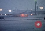 Standbild Wasser auf der Straße Rapid City South Dakota USA, 1972, aus Sekunde 25 historischem Filmmaterial Videoclip 65675052499