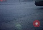 Standbild Wasser auf der Straße Rapid City South Dakota USA, 1972, aus Sekunde 34 historischem Filmmaterial Videoclip 65675052499