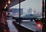 Standbild Wasser auf der Straße Rapid City South Dakota USA, 1972, aus Sekunde 42 historischem Filmmaterial Videoclip 65675052499