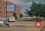 Standbild Volunteer worker Rapid City South Dakota USA, 1972, aus Sekunde 4 historischem Filmmaterial Videoclip 65675052501