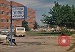 Standbild Volunteer worker Rapid City South Dakota USA, 1972, aus Sekunde 9 historischem Filmmaterial Videoclip 65675052501