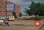 Standbild Volunteer worker Rapid City South Dakota USA, 1972, aus Sekunde 13 historischem Filmmaterial Videoclip 65675052501