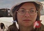 Standbild Volunteer worker Rapid City South Dakota USA, 1972, aus Sekunde 21 historischem Filmmaterial Videoclip 65675052501
