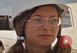 Standbild Volunteer worker Rapid City South Dakota USA, 1972, aus Sekunde 22 historischem Filmmaterial Videoclip 65675052501