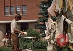 Standbild Volunteer worker Rapid City South Dakota USA, 1972, aus Sekunde 39 historischem Filmmaterial Videoclip 65675052501
