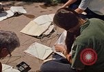 Standbild Volunteer worker Rapid City South Dakota USA, 1972, aus Sekunde 52 historischem Filmmaterial Videoclip 65675052501