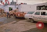 Image Kentucky Fried Chicken employés Rapid City South Dakota USA, 1972, de la seconde 6 séquences d'archives historiques vidéo 65675052522
