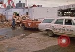 Image Kentucky Fried Chicken employés Rapid City South Dakota USA, 1972, de la seconde 7 séquences d'archives historiques vidéo 65675052522