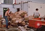 Image Kentucky Fried Chicken employés Rapid City South Dakota USA, 1972, de la seconde 13 séquences d'archives historiques vidéo 65675052522