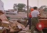 Image Kentucky Fried Chicken employés Rapid City South Dakota USA, 1972, de la seconde 29 séquences d'archives historiques vidéo 65675052522