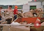 Image Kentucky Fried Chicken employés Rapid City South Dakota USA, 1972, de la seconde 40 séquences d'archives historiques vidéo 65675052522