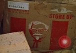Image Kentucky Fried Chicken employés Rapid City South Dakota USA, 1972, de la seconde 61 séquences d'archives historiques vidéo 65675052522