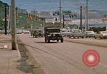 Image convoi de camions de la Garde nationale Rapid City South Dakota USA, 1972, de la seconde 4 séquences d'archives historiques vidéo 65675052523