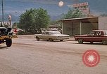 Image convoi de camions de la Garde nationale Rapid City South Dakota USA, 1972, de la seconde 21 séquences d'archives historiques vidéo 65675052523