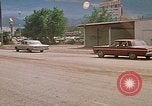 Image convoi de camions de la Garde nationale Rapid City South Dakota USA, 1972, de la seconde 25 séquences d'archives historiques vidéo 65675052523