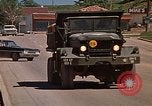 Immagine di Pulizia del proiettore Rapid City South Dakota USA, 1972, secondo 4 filmato di repertorio 65675052541