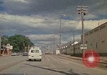 Immagine di Pulizia del proiettore Rapid City South Dakota USA, 1972, secondo 37 filmato di repertorio 65675052541