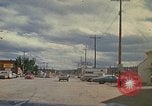 Immagine di Pulizia del proiettore Rapid City South Dakota USA, 1972, secondo 51 filmato di repertorio 65675052541
