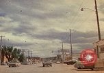 Immagine di Pulizia del proiettore Rapid City South Dakota USA, 1972, secondo 56 filmato di repertorio 65675052541