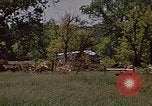 Standbild zerstörten Anhänger Home Rapid City South Dakota USA, 1972, aus Sekunde 24 historischem Filmmaterial Videoclip 65675052543