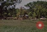 Standbild zerstörten Anhänger Home Rapid City South Dakota USA, 1972, aus Sekunde 27 historischem Filmmaterial Videoclip 65675052543