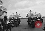 Image Oakland moto Drill Team Oakland California USA, 1955, de la seconde 14 séquences d'archives historiques vidéo 65675052569